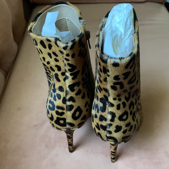 Womens Steve Madden boots - Picture 2 of 4